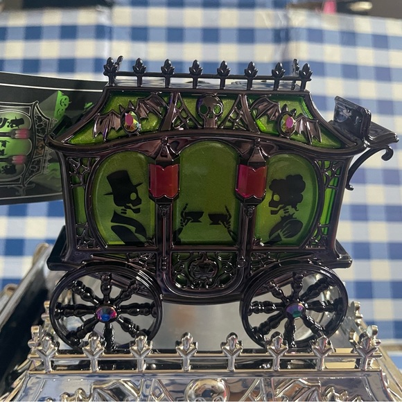 Bath & Body Works - Halloween - Haunted Carriage 3 Wick Candle Holder & plug in - Picture 3 of 5